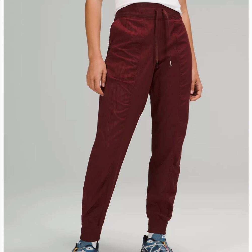 NWT Lululemon dance studio jogger cssi color